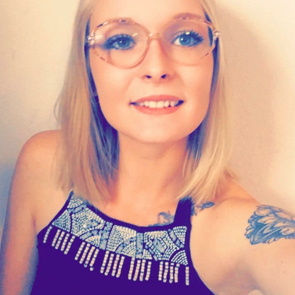 Meet your Posher, Makena